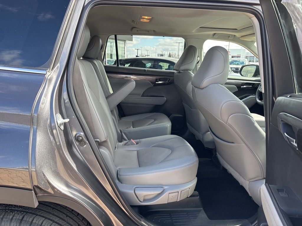 2023 Toyota Highlander Limited