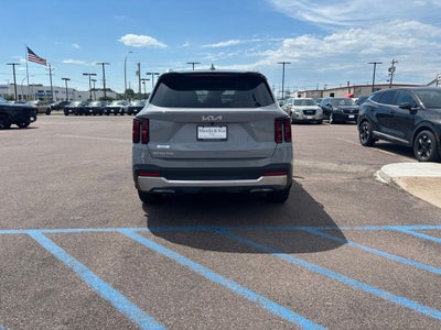 2025 Kia Sorento S