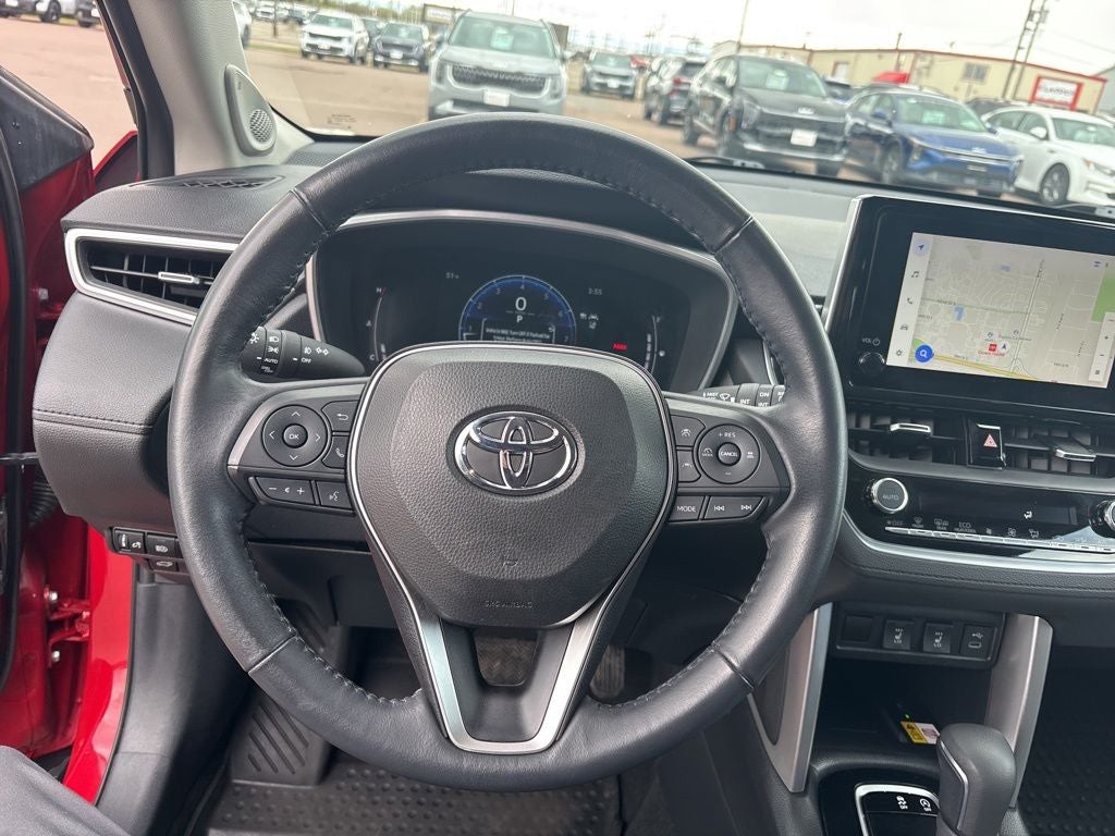 2023 Toyota Corolla Cross XLE