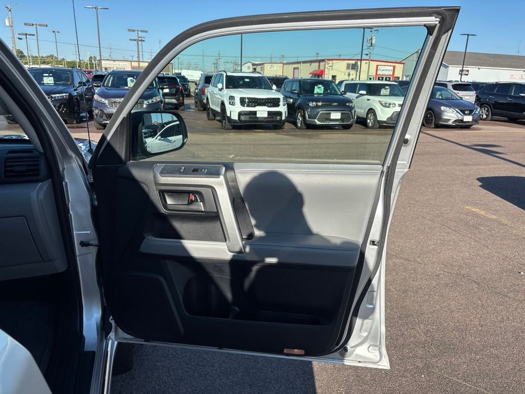 2011 Toyota 4Runner SR5 V6