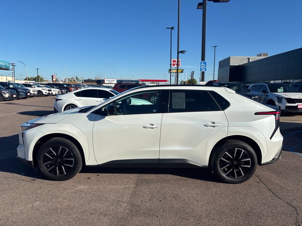 2026 Toyota bZ XLE Plus