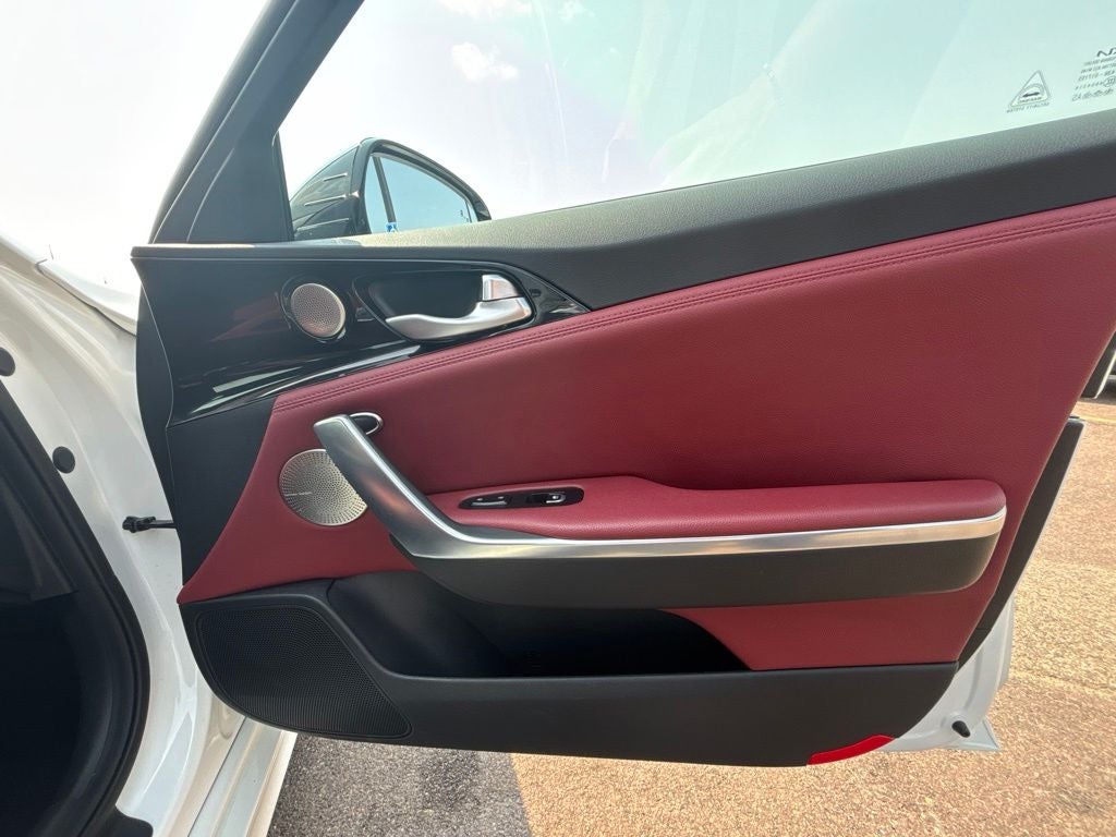 2023 Kia Stinger GT-Line