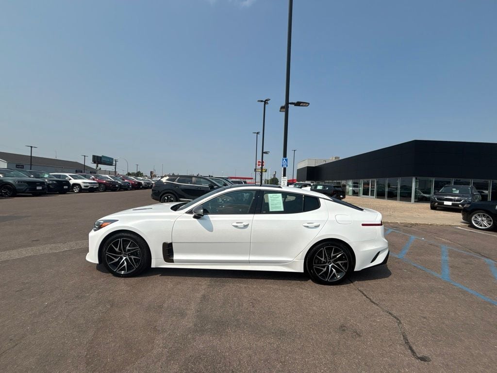 2023 Kia Stinger GT-Line