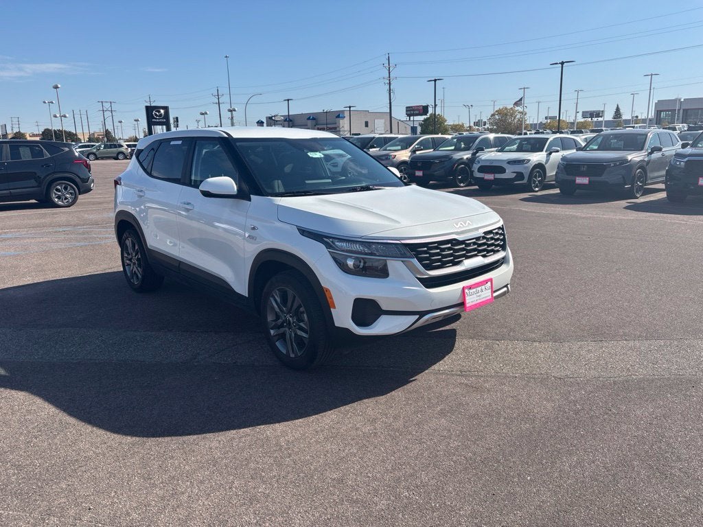 2023 Kia Seltos LX