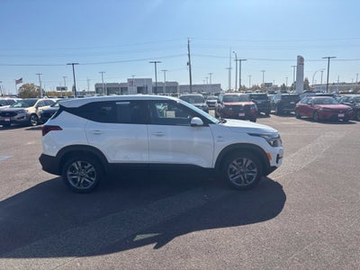 2023 Kia Seltos LX