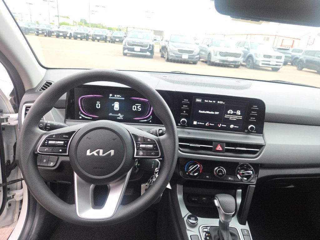 2024 Kia Seltos LX