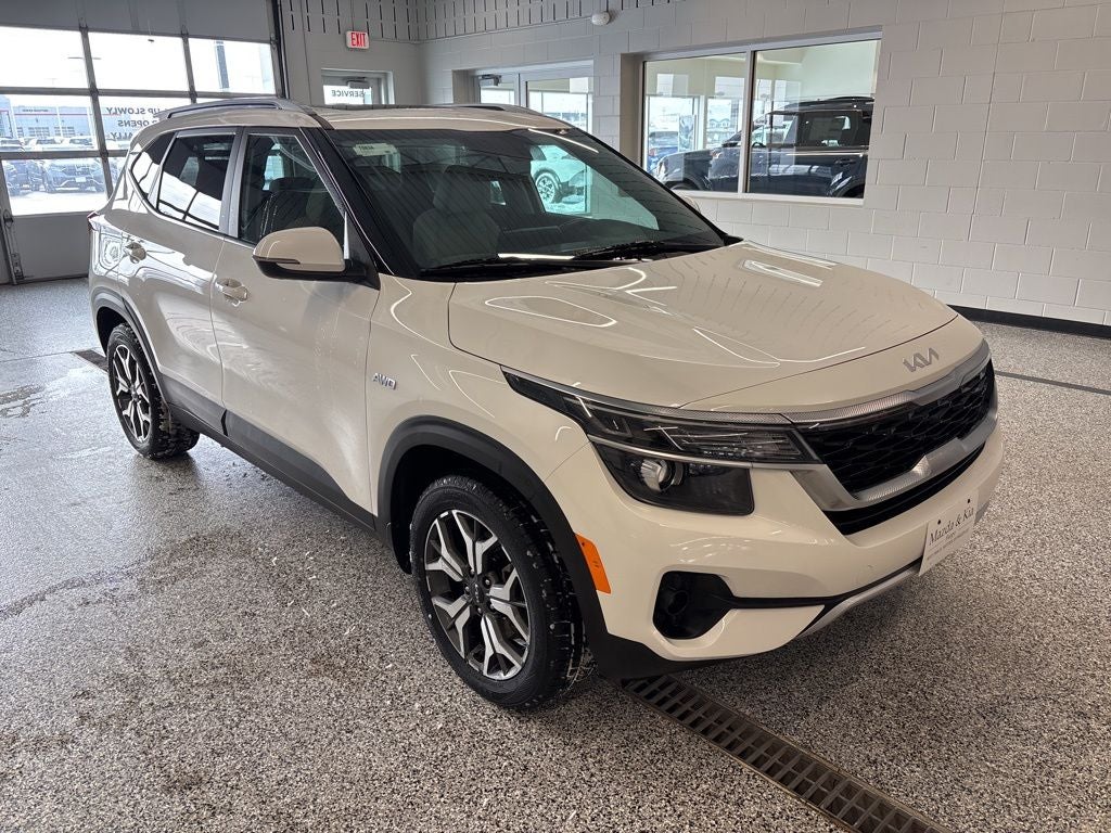 2023 Kia Seltos EX