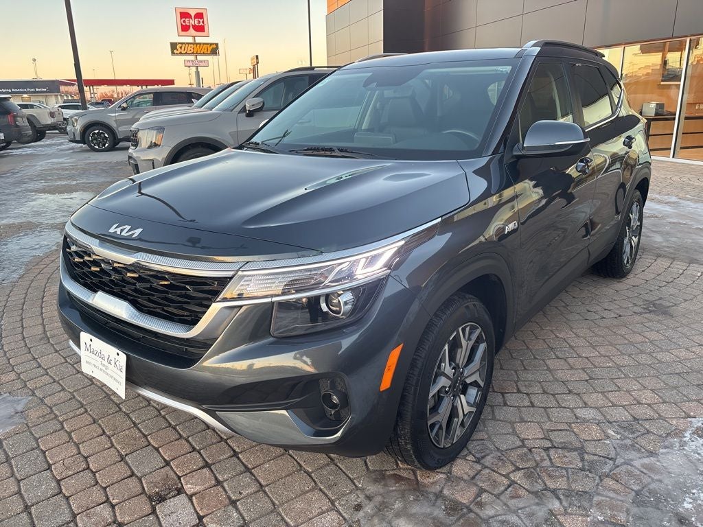 2023 Kia Seltos EX