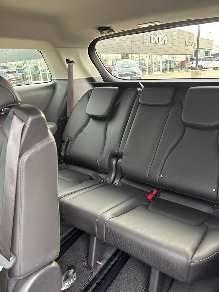 2025 Kia Carnival LXS