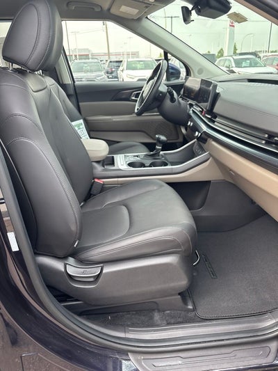 2025 Kia Carnival LXS