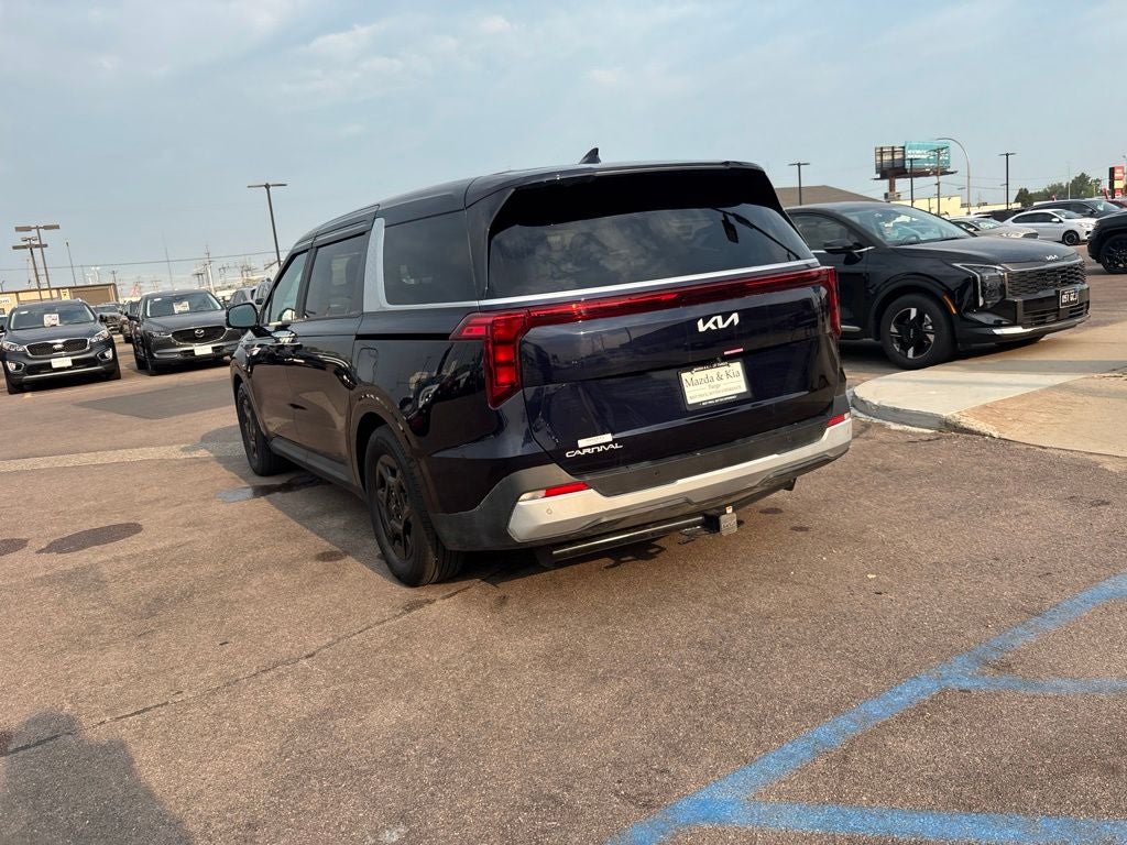 2025 Kia Carnival LXS