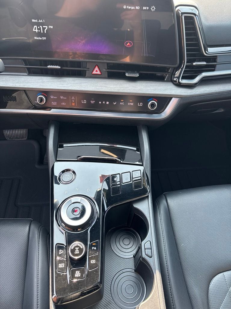 2025 Kia Sportage Plug-In Hybrid X-Line