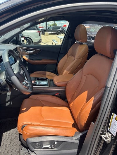 2025 Audi Q7 55 Prestige quattro