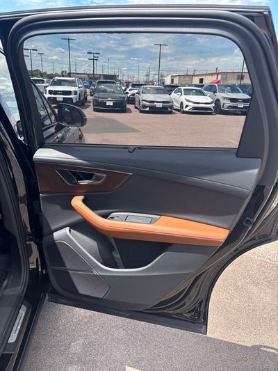 2025 Audi Q7 55 Prestige quattro