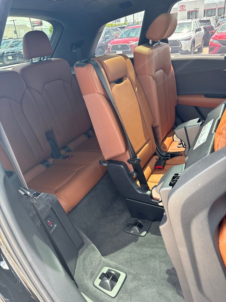 2025 Audi Q7 55 Prestige quattro