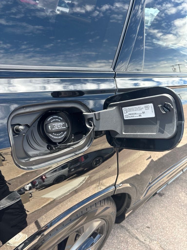 2025 Audi Q7 55 Prestige quattro